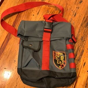 Bioworld Harry Potter Gryffindor messenger bag nwt